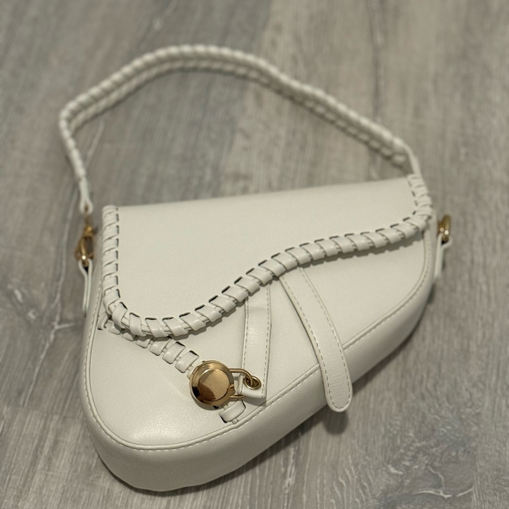 Elegant White Leather Women's Bag